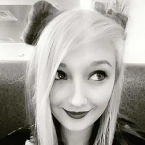 Meet your Posher, Lauryn